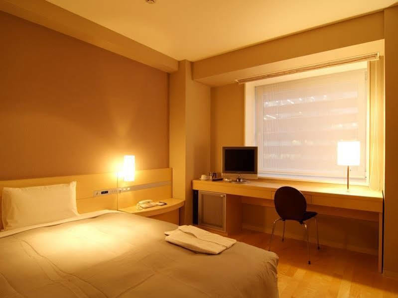 Libraryhotel Higashi-Nibancho Sendai Buitenkant foto