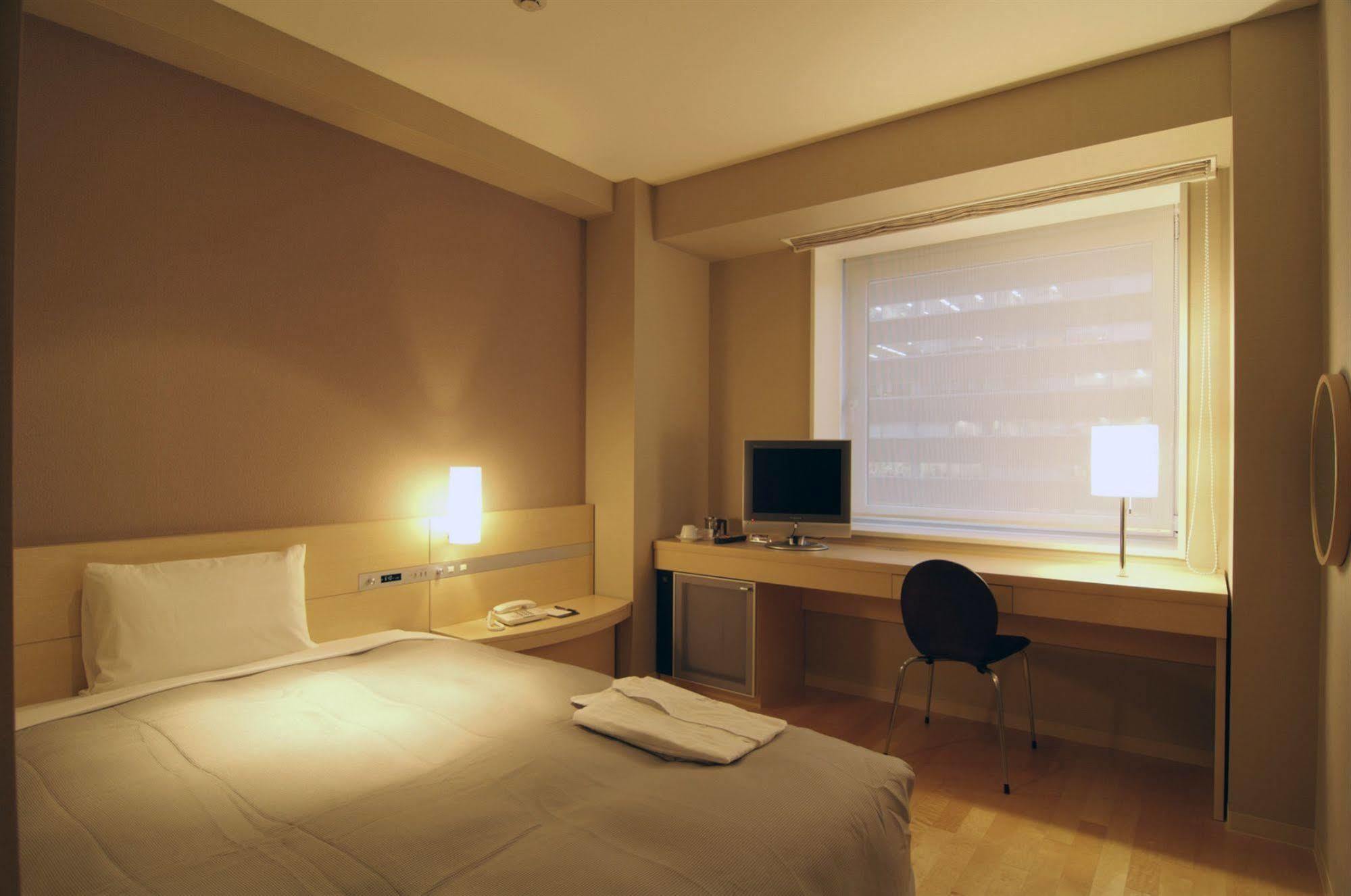 Libraryhotel Higashi-Nibancho Sendai Buitenkant foto