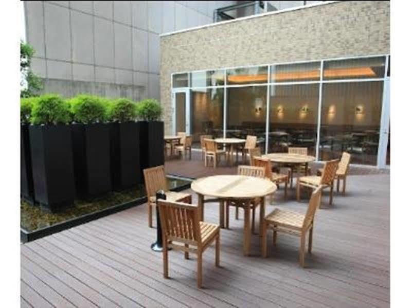 Libraryhotel Higashi-Nibancho Sendai Buitenkant foto